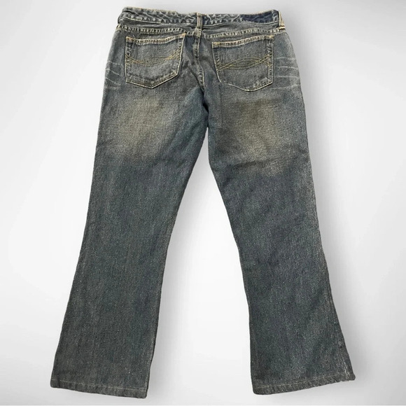 ABERCROMBIE & FITCH Women's Medium Wash Bootcut‎ Jeans Size 6 | EUC - Picture 2 of 8